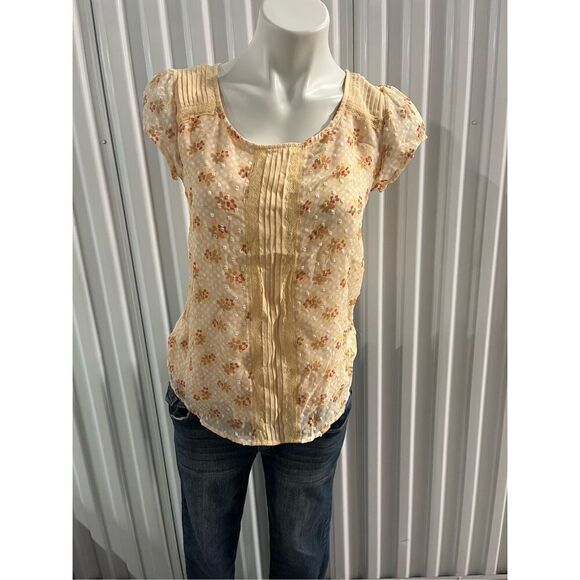 Lauren Conrad peach colored floral top - Picture 1 of 2